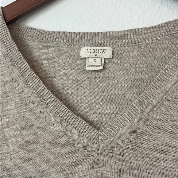 J. CREW Cream V Neck Cotton Pullover Sweater - Picture 2 of 4